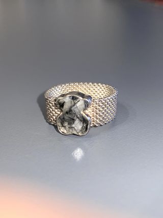 Anillo Tous plata y cuarzo turmalinado motivo oso