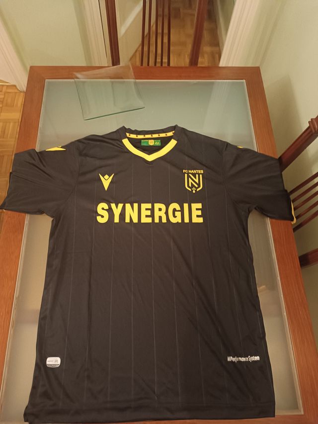 Camiseta Futebol Clube de Nantes tamanho XXL