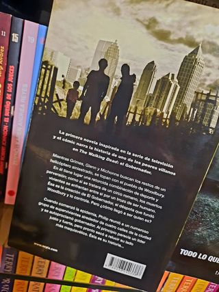 The Walking Dead. 2 Novelas.