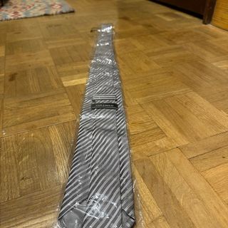 Corbata de seda negra caramelo 