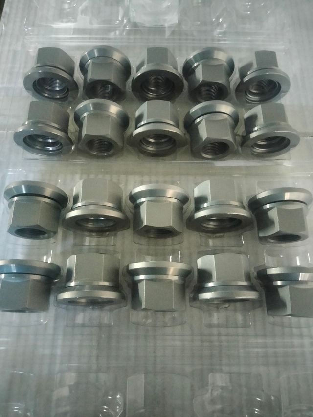 TUERCAS ALCOA DURA BRIGHT