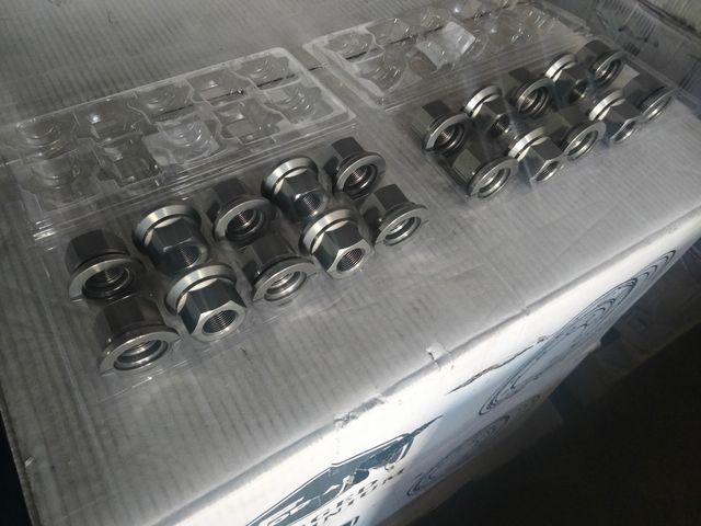 TUERCAS ALCOA DURA BRIGHT