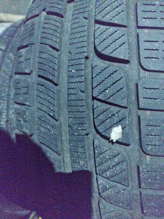 Neumaticos 225.60R17 103v