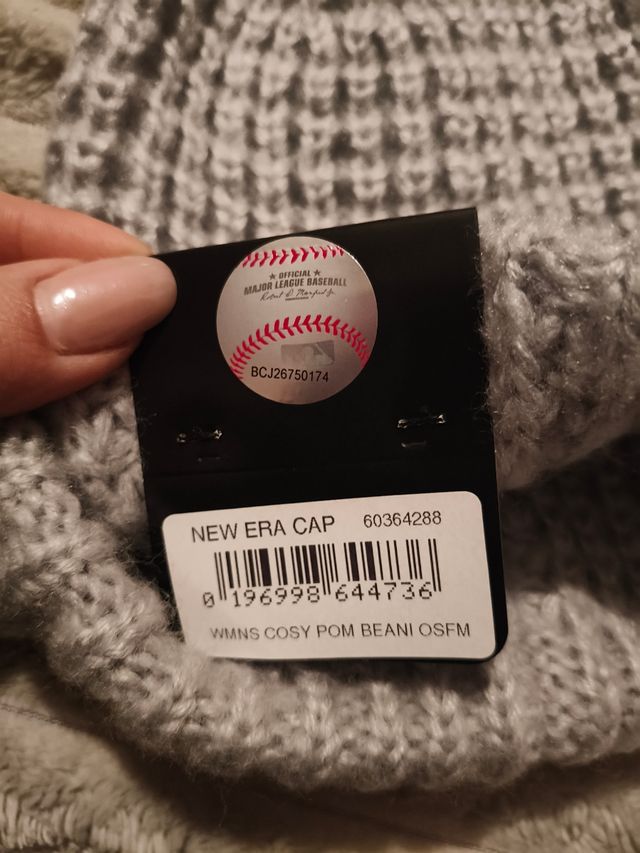 Cappello pom pom new era