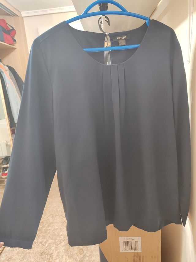 Blusa azul marino