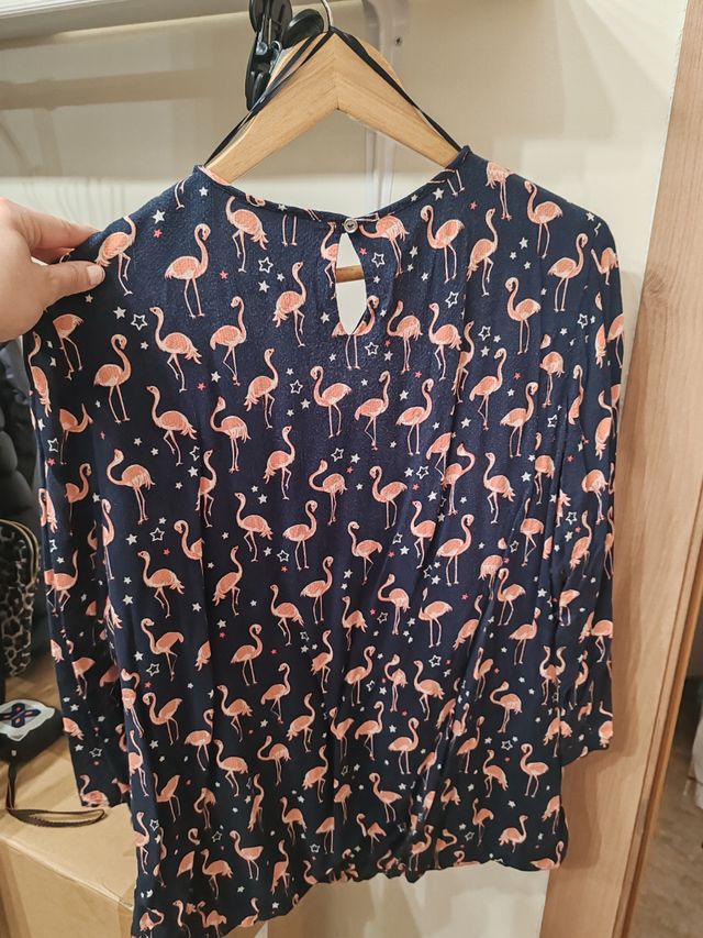 Blusa estampada flamencos