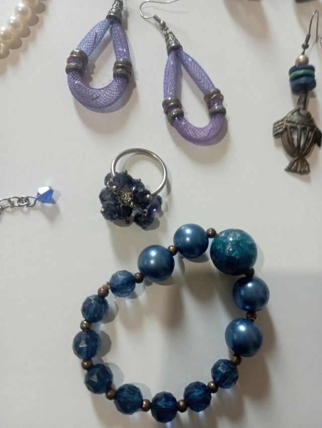 Grande Lotto set 37 articoli bigiotteria oggetti.