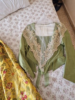 Traje de Fallera del Siglo XVIII