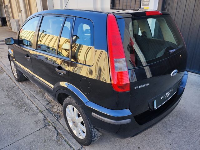 Ford Fusion 1.4i