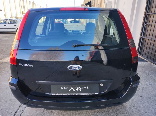 Ford Fusion 1.4i