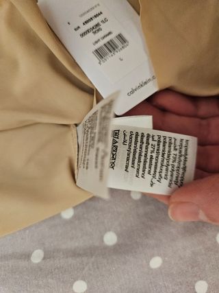 tanga color carne Calvin Klein