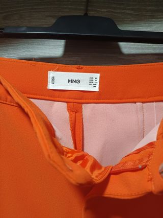 Pantalón de pinzas naranja