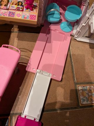 Barbie Ambulancia con muñeca