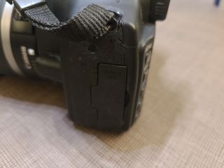 Cámara de fotos Canon EOS 350D