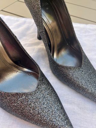 Zapatos tacon plateados de Zara talla 37