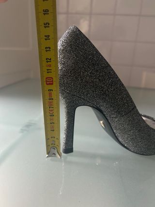 Zapatos tacon plateados de Zara talla 37
