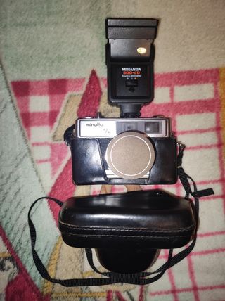 Cámara Minolta 7s Hi-matic totalmente equipada