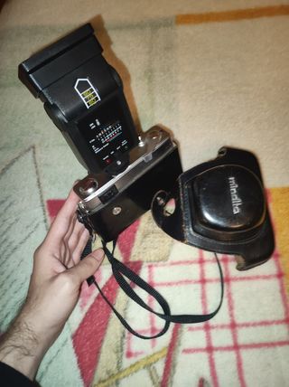 Cámara Minolta 7s Hi-matic totalmente equipada