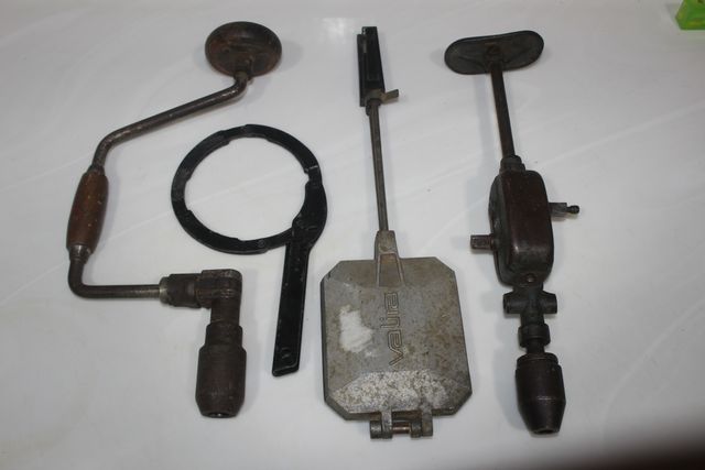 LOTE HERRAMIENTAS ANTIGUAS Y APARATOS DE CHIMENEA