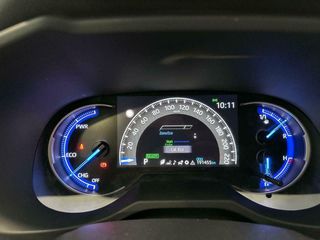 Toyota Rav4 2.5 220h Advance 2WD