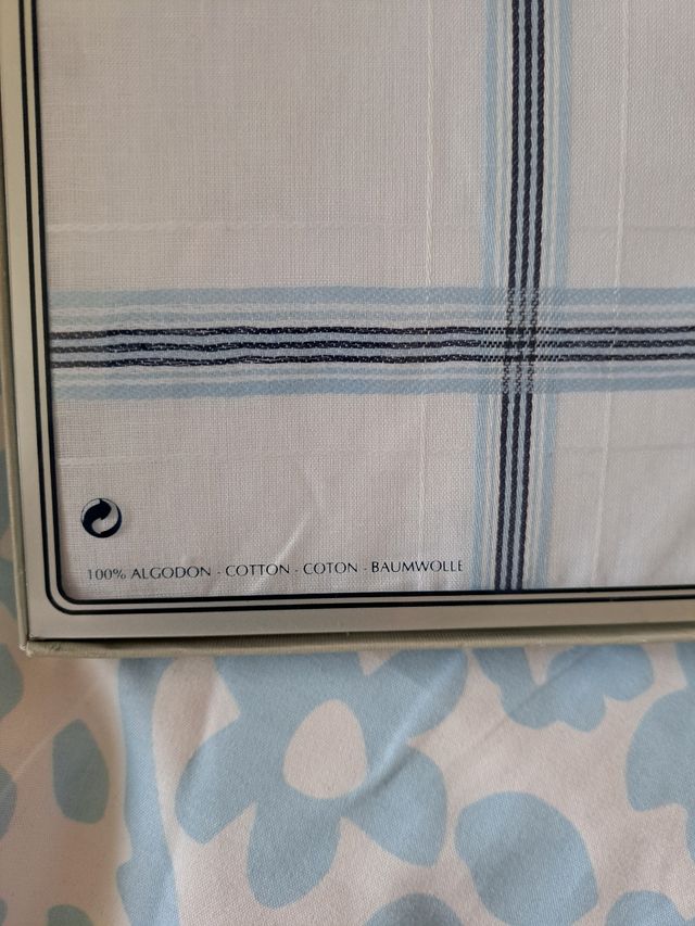 Caja pañuelos 6 unidades