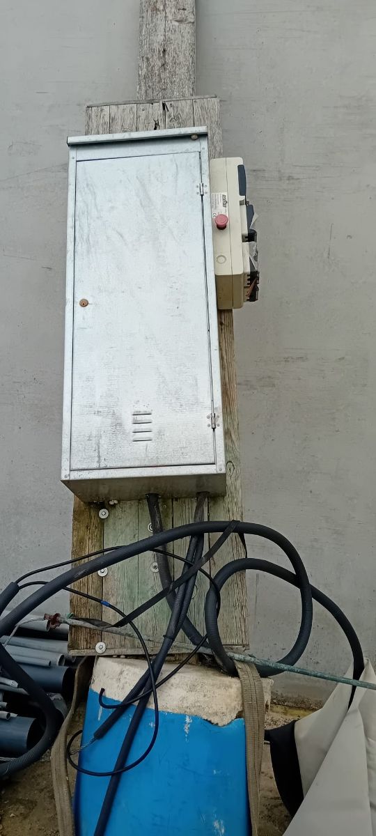 Armari contador llum provisional d'obres