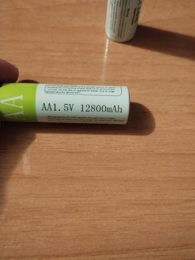 Batterie ricaricabili AA 1.5V 12800mAh USB x4