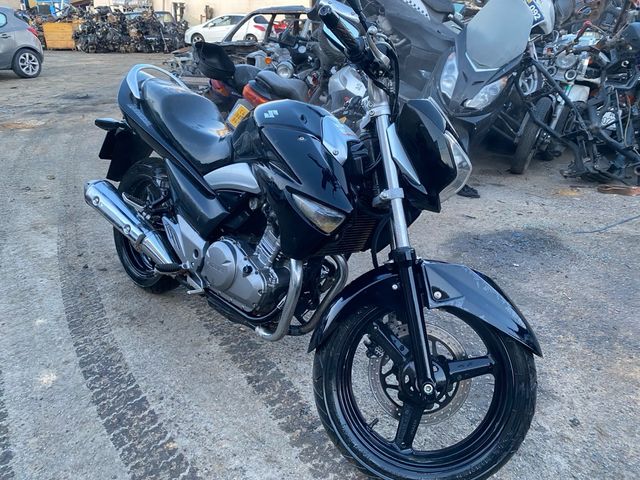 Despiece Suzuki Inazuma 250 