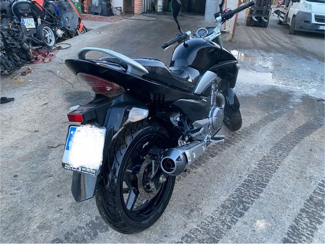 Despiece Suzuki Inazuma 250 