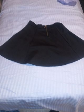 Falda Streadivarius