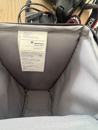 Cámara Canon EOS 1300. Regalo microSD