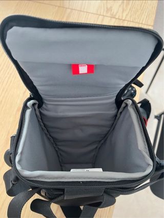 Cámara Canon EOS 1300. Regalo microSD