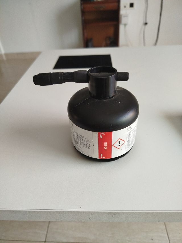 Bote liquido pinchazo reparador