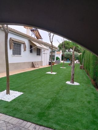 Instalar césped artificial 30 mm