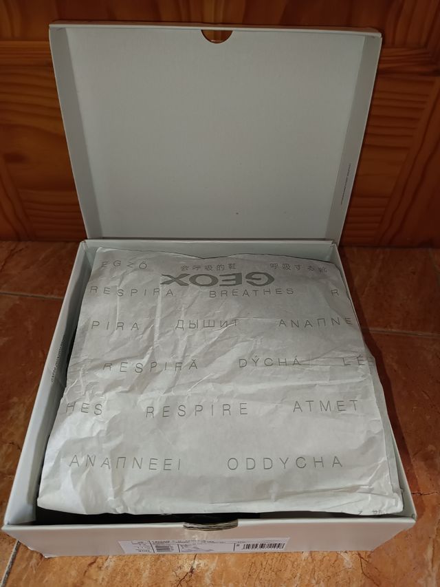 Botas negras niña Geox nuevas número 30