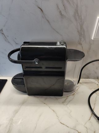 CAFETERA COMO NUEVA Nespresso