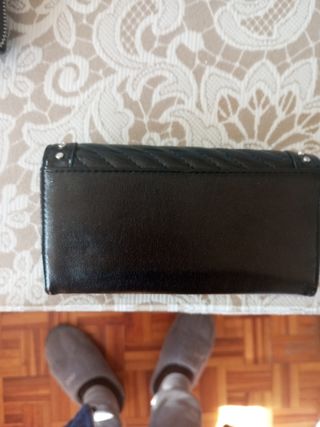 Monedero de pullbear