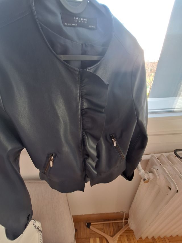 Cazadora piel sintética azul talla M