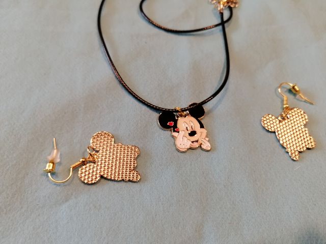 Collana con orecchini di Topolino
