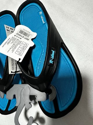 Lote chanclas playa 36