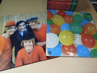 5 DVD los payasos de la tele,más 2 vinilos REGALO