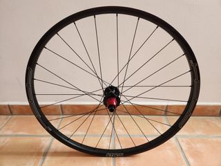 Rueda trasera 29" de carbono Stans ZTR Arch CB7