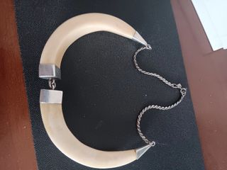 Collar de plata