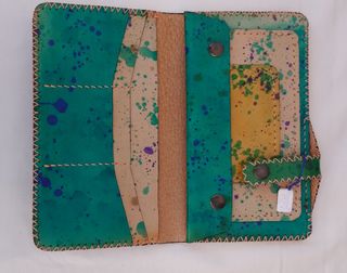 Cartera artesana de cuero para mujer 