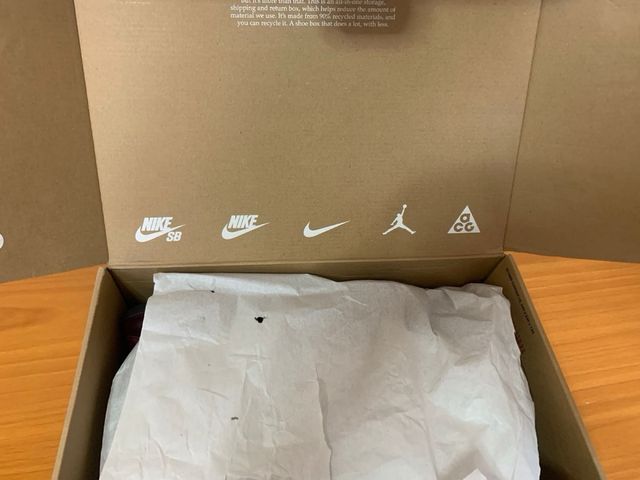 Nike air max scorpion fk university red black