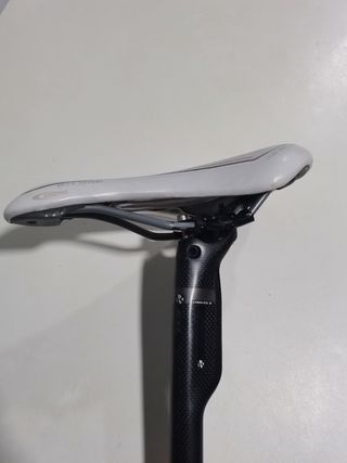 Tija de carbono de sillín mas sillon