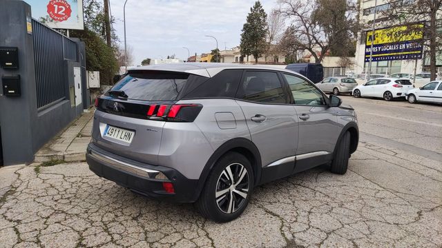 Peugeot 3008 Hybrid 225 e-EAT8 Allure 