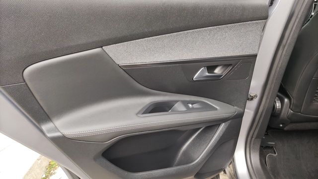 Peugeot 3008 Hybrid 225 e-EAT8 Allure 