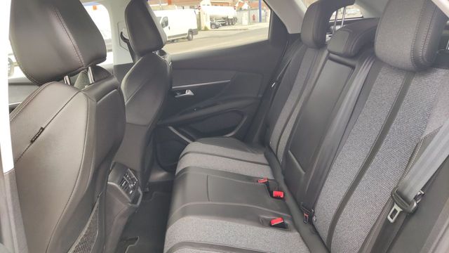 Peugeot 3008 Hybrid 225 e-EAT8 Allure 