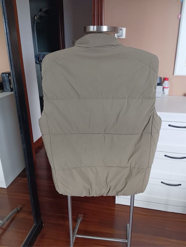 Chaleco Zara